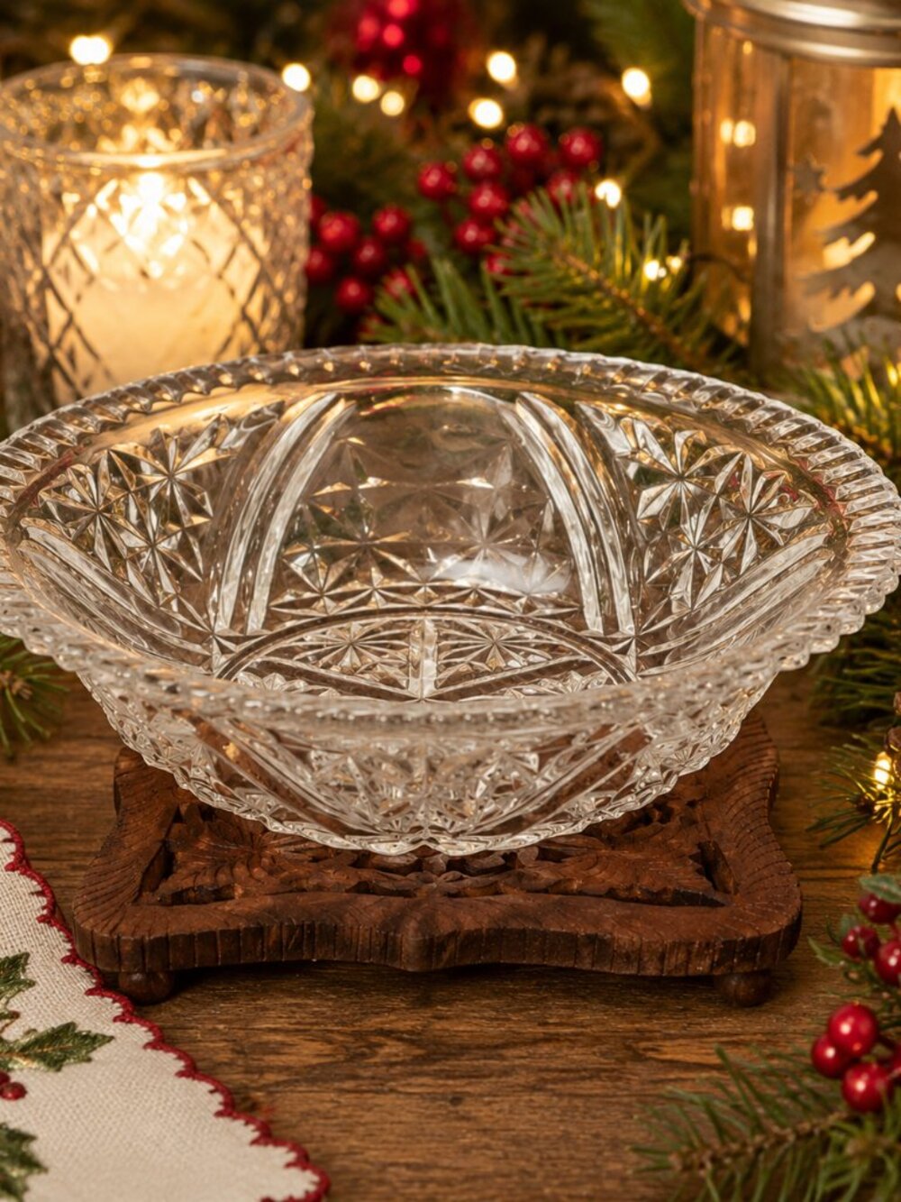 Anchor Hocking Decorative Bowl Etched Clear Cut Glass Round 8" Vegetable Salad